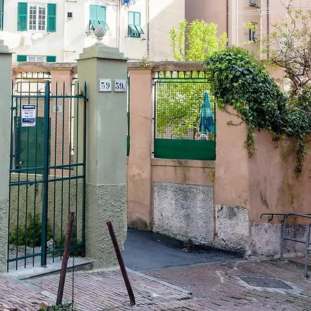 Apartment Appartamento Barnabiti Genoa
